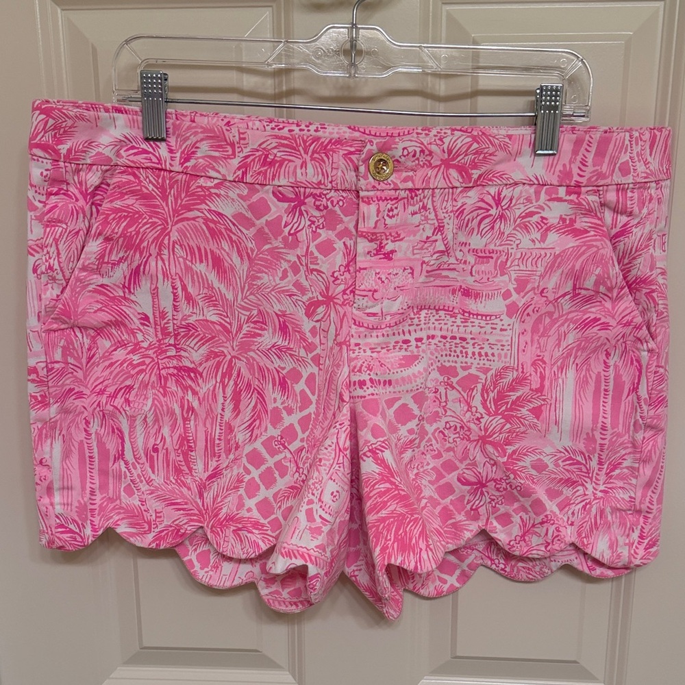 Lilly Pulitzer Scalloped Pink Palm Print Women Shorts